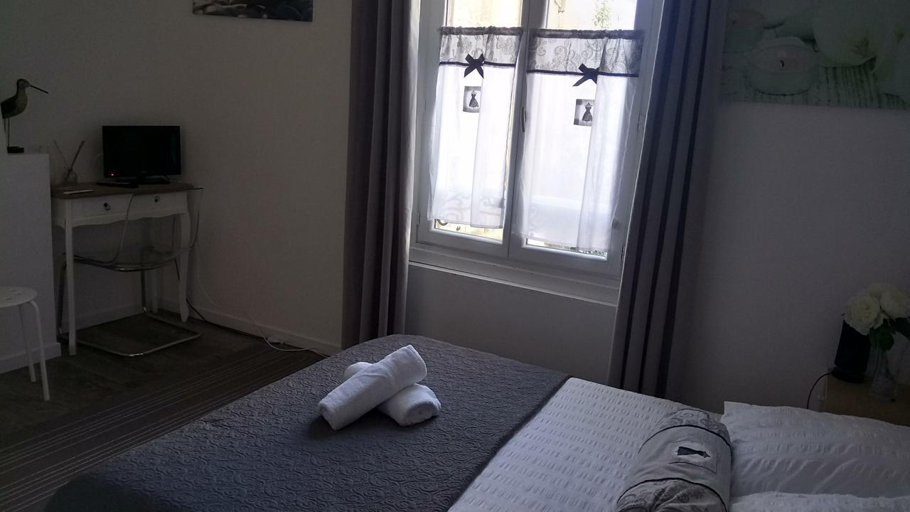 Maison De Ville Bed & Breakfast Magny-en-Vexin Ngoại thất bức ảnh